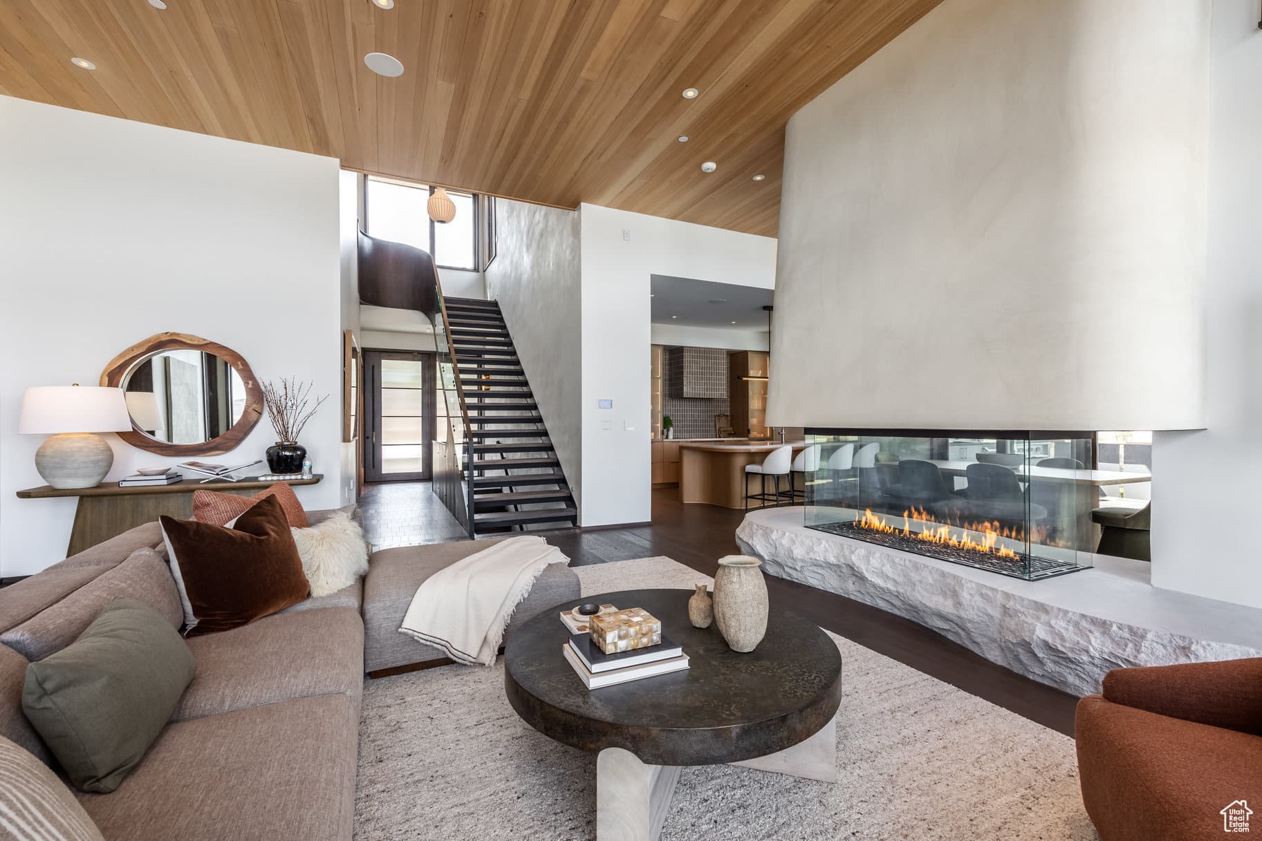 Velvaere Residence: East Village